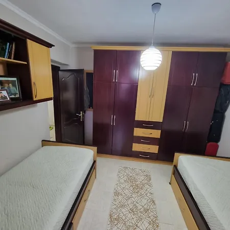 Apartment Me Qera *
